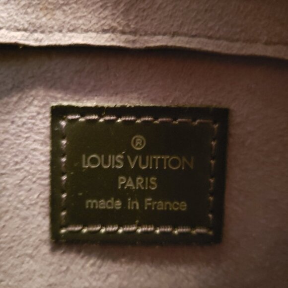 **SOLD**Louis Vuitton Pont Neuf Epi Noir -Black With Gold Hardware M52052 - 2004 - Picture 3 of 16